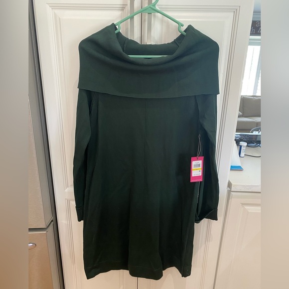Vince Camuto long sleeve green knit dress - Picture 4 of 4